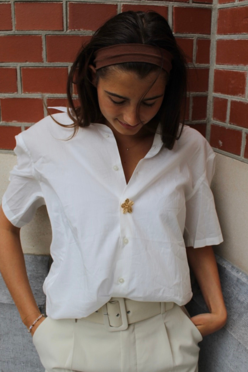 Lara Bloem - 1 Set